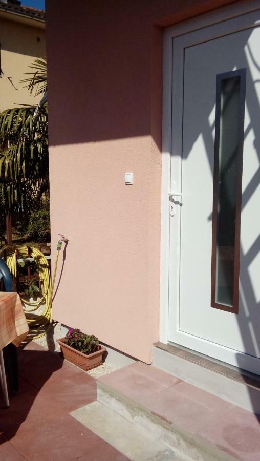 Appartamento Sole 1 Novigrad Istria Esterno foto